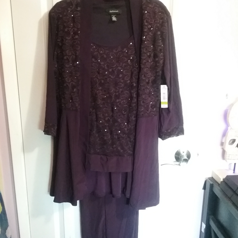 WOMEN'S  BEADED PANT SUIT